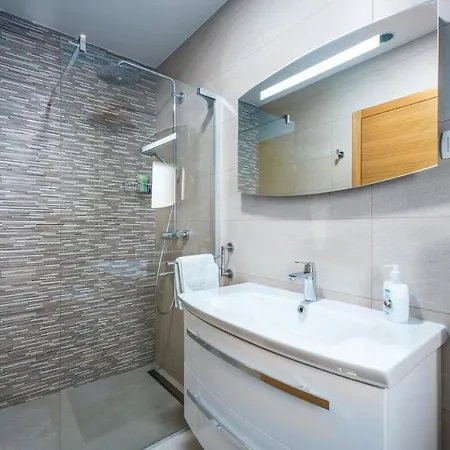 A Charming Poolside In Pazin