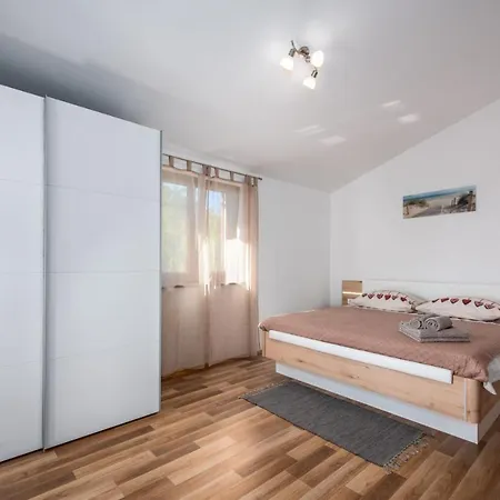 Holiday home A Charming Poolside In Pazin